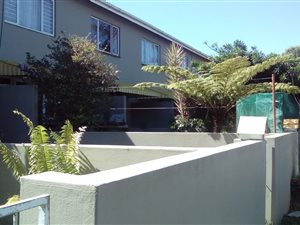 2 Bed Duplex in Woodlands