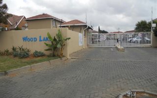 2 Bedroom Apartment in Glen Marais