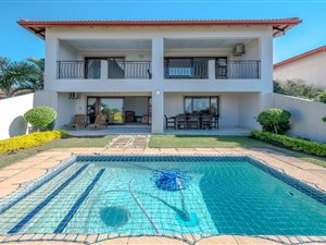 4 Bed House in Sheffield Beach