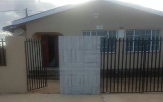 3 Bedroom House in Uitenhage Central