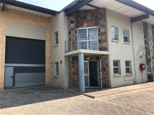 493 m² Industrial space in Eastgate