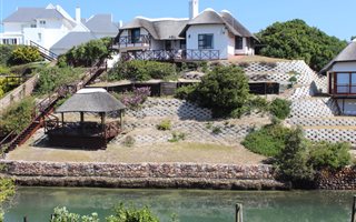 4 Bedroom House in St Francis Bay Canals