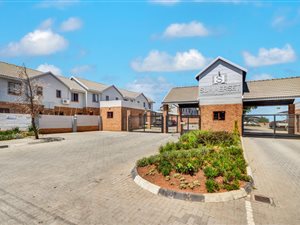 2 Bed Duplex in Blue Hills