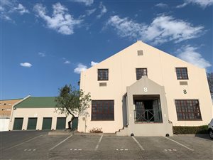 647 m² Industrial space in Allandale