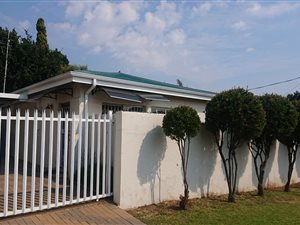2 Bed House in Greymont