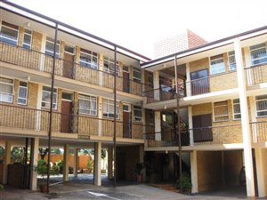 2 Bedroom Flat in Lydiana
