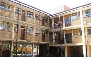 2 Bedroom Flat in Lydiana