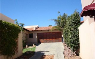 3 Bedroom Cluster in Jukskei Park