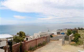 1 Bedroom House in Simons Town
