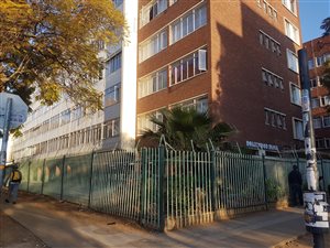 2 Bed Apartment in Sunnyside