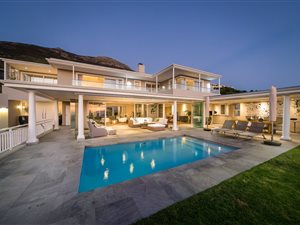 6 Bed House in Belvedere