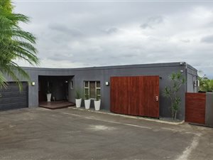 3 Bed House in Sunningdale