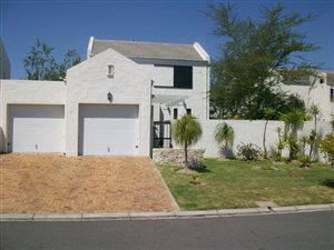 3 Bed Duplex in Pinehurst