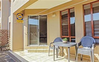 2 Bedroom Apartment in Linden