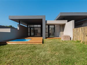 2 Bed Townhouse in Shakas Rock