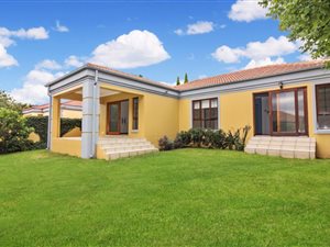 3 Bedroom House in Beverley Gardens
