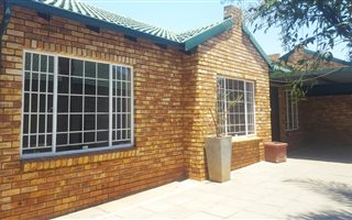 3 Bedroom Townhouse in Highveld