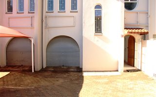 3 Bedroom Apartment in Ifafi