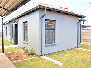 3 Bed House in Mapetla