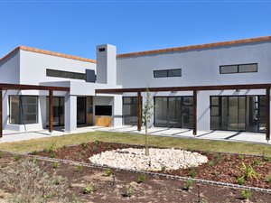 3 Bed House in Langebaan Country Estate