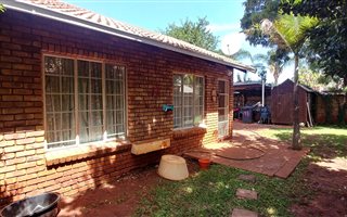 3 Bedroom Flat in Hesteapark