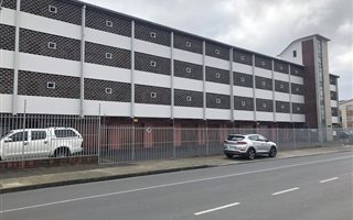 3 Bedroom Flat in Boston