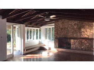 5 Bed House in Cowies Hill