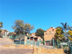 3 Bed Townhouse in Murrayfield