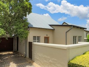 2 Bed Townhouse in Equestria