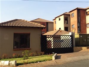2 Bed Apartment in Wilro Park