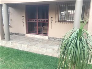 3 Bed House in LesMarais
