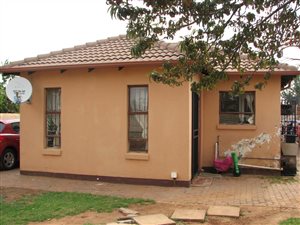 3 Bed House in Goudrand