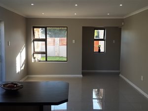 3 Bed House in Fairview
