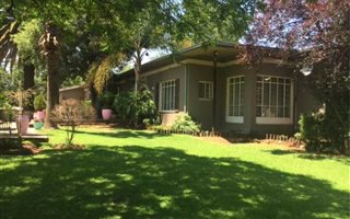 3 Bedroom House in Klippoortje