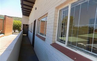 400 m² Office Space in Noordhoek