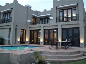 4 Bed House in Willow Acres