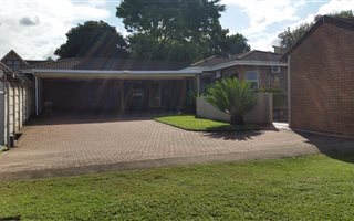 3 Bedroom Duet in Birdswood