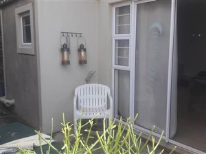 1 Bed Garden Cottage in Umdloti Beach