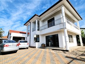 5 Bed House in Ocean View
