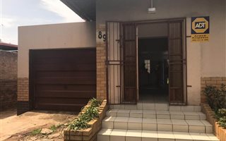 3 Bedroom House in Crosby