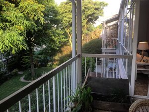 3 Bed Apartment in Riepen Park