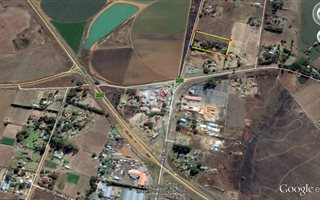 2.2 ha Land available in Bapsfontein