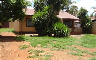 3 Bedroom House in Jan Niemand Park
