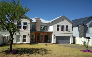 3 Bedroom House in Waterfall Country Village