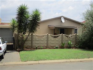 3 Bed House in Eldorado Park
