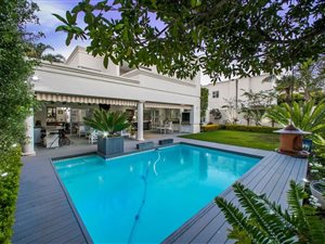 3 Bed House in Melrose