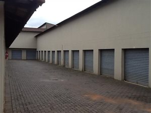 17 m² Commercial space in Glen Anil