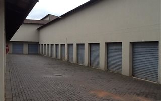 17 m² Commercial space in Glen Anil