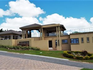 7 Bed House in Shandon Estate