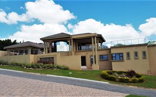 7 Bedroom House in Shandon Estate